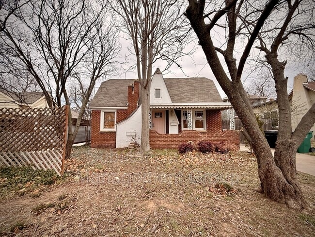 Building Photo - 2317 NW 13th St