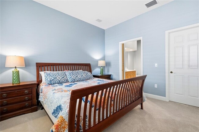 Building Photo - 515 5th Ave NE