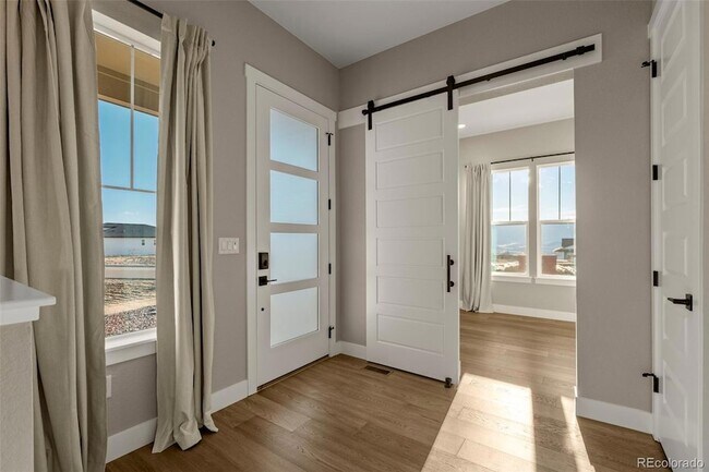 Building Photo - 16349 Bassett Ml Wy