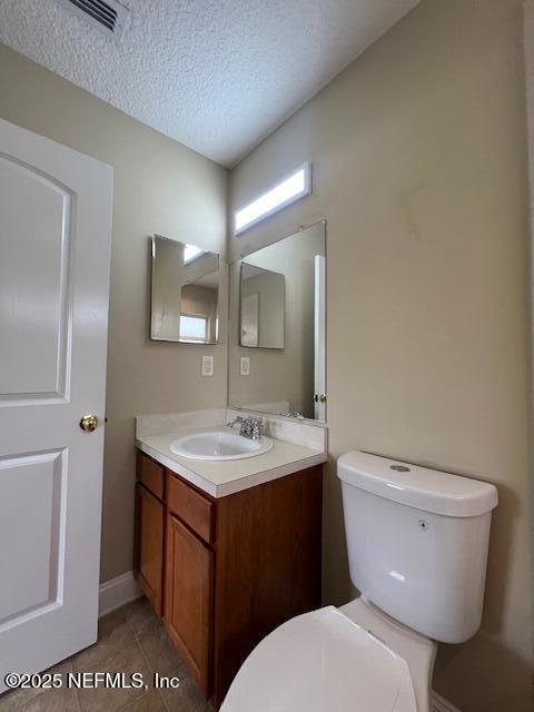 Building Photo - 1562 Canopy Oaks Dr
