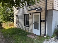Building Photo - 108 Derby Ave