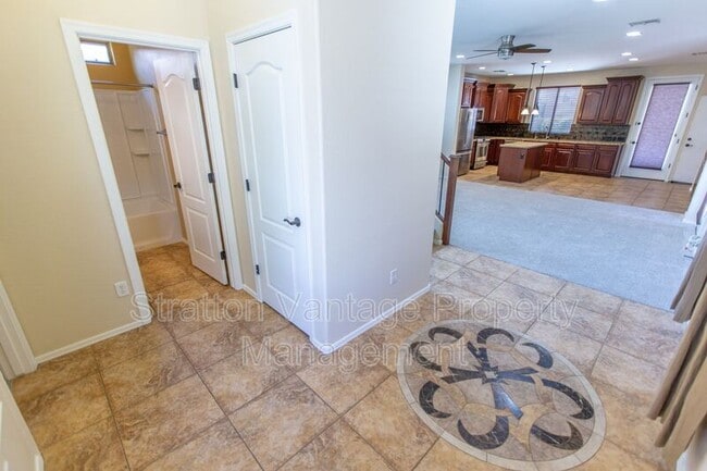 Building Photo - 1701 W Flamingo Dr