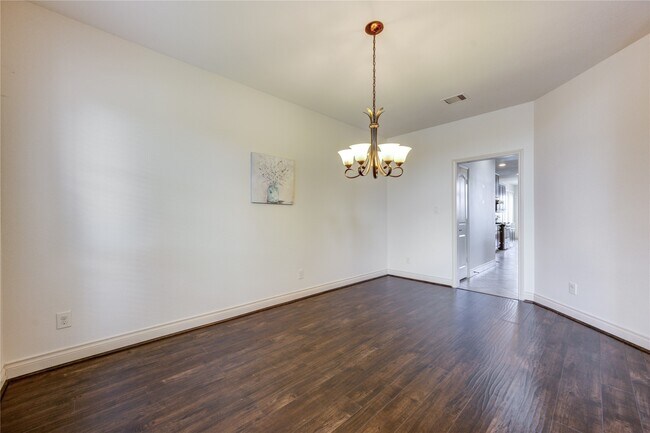 Building Photo - 3707 Cibolo Ct