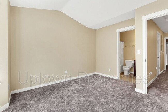 Building Photo - 8900 SW Elena Ln