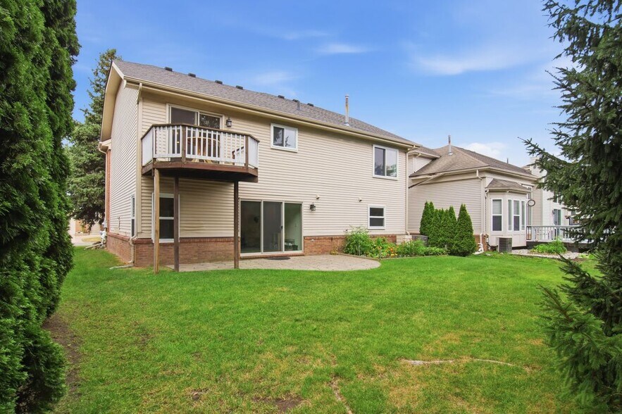 Building Photo - 4905 Carrington Dr
