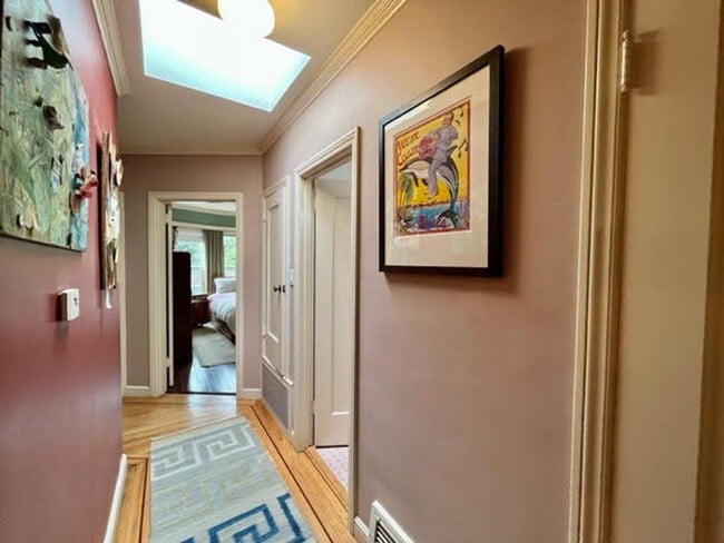Building Photo - Whimsical 2BR/1BA, Outer Parkside Gem and Dog Friendly! FURNISHED Flexible Lease Term
