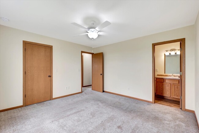 Building Photo - 3315 Boulder Ridge Dr