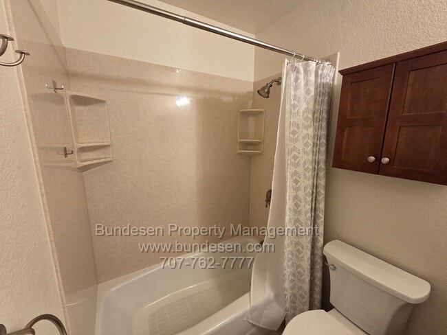Building Photo - 1388 Miramonte Pl