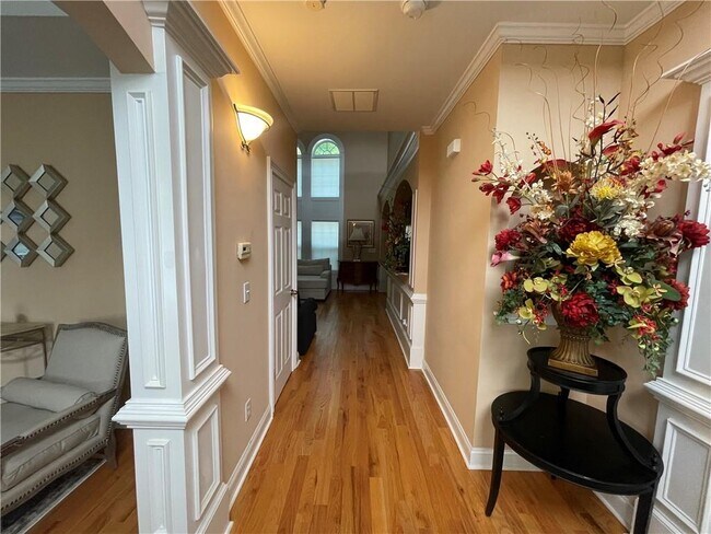 Building Photo - 5408 Spelman Dr