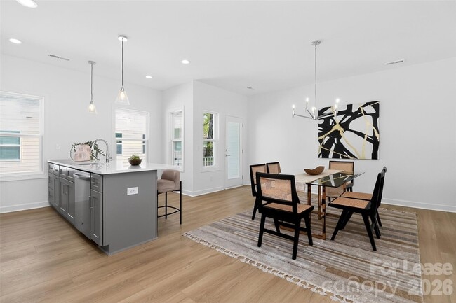 Building Photo - 3709 Lou Ann Ave