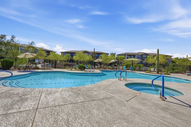 Building Photo - 5100 E Rancho Paloma Dr