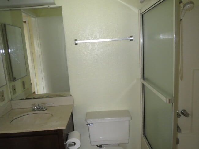 Building Photo - 41 Astrida Dr