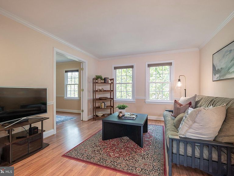 Building Photo - 6726 W Wakefield Dr