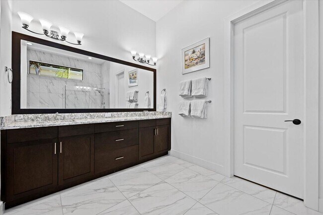 Building Photo - 13113 Faberge Pl