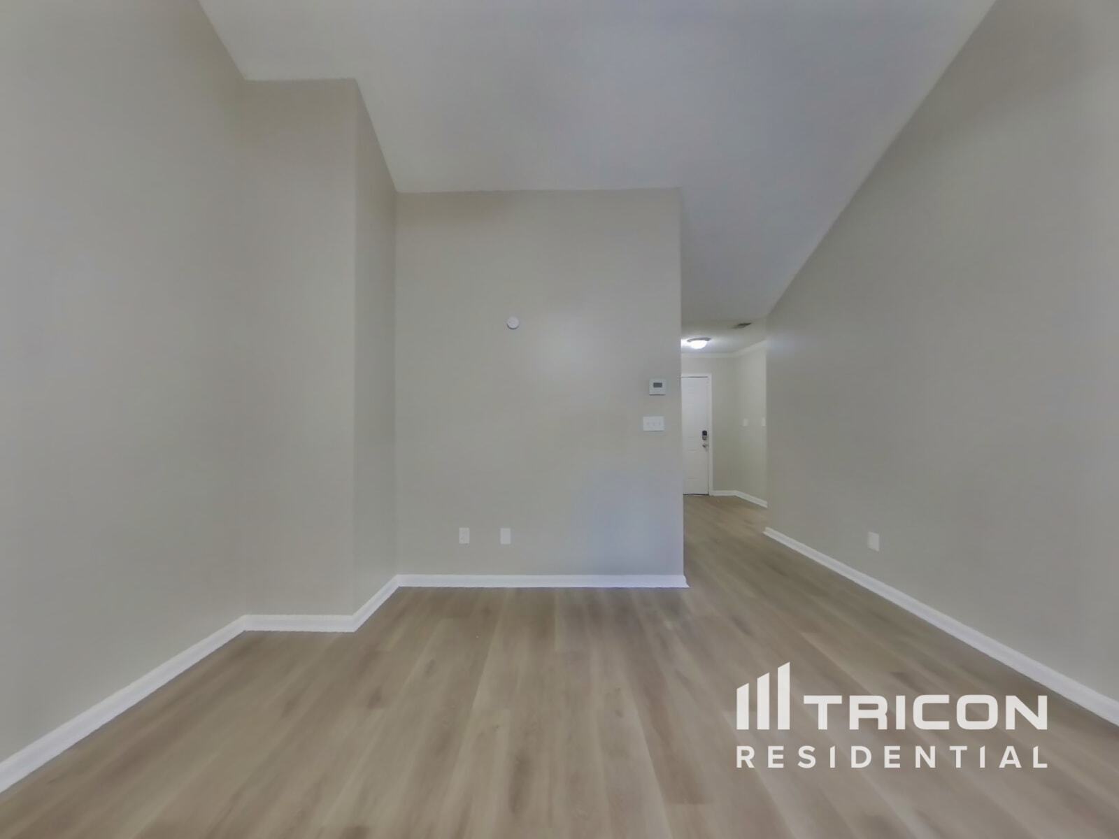 Building Photo - 520 Sarah's Ln