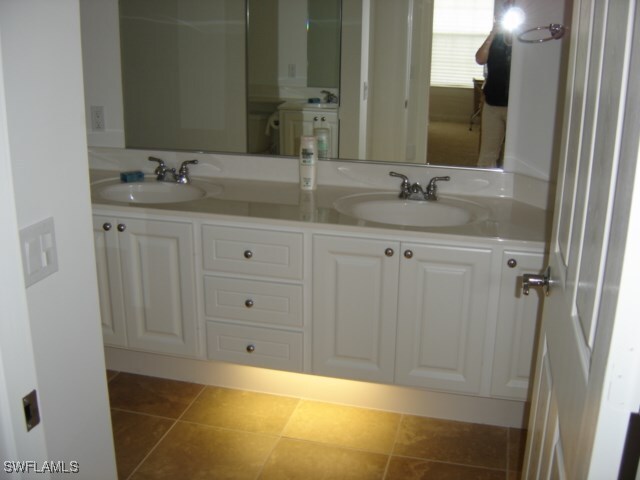 Primary Photo - 7450 Emilia Ln