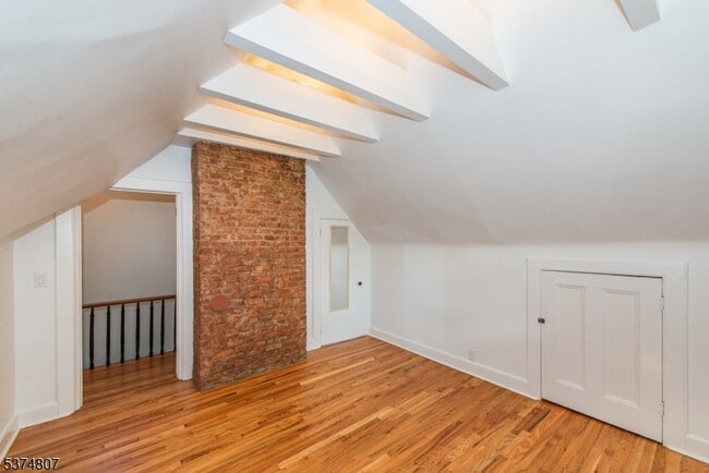 Building Photo - 92 Watchung Ave