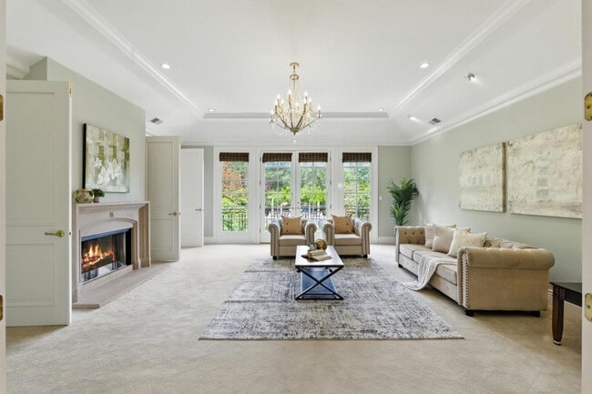 Building Photo - 90 Broadacres Rd