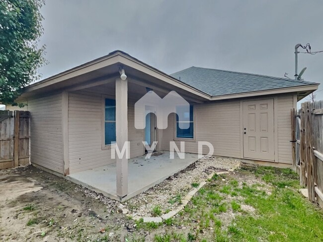 Building Photo - 127 Jolin Ln
