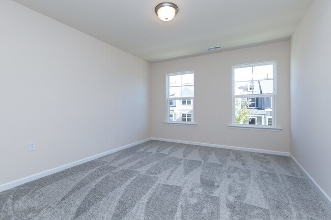 Building Photo - 237 Ribbon Rail St