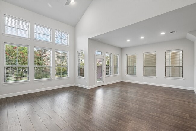 Building Photo - 623 Aspen Valley Ln