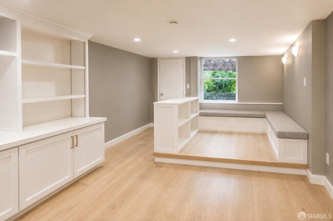 Building Photo - 2825 Filbert St