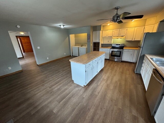 Building Photo - 319 E Market St