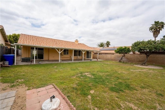 Building Photo - 443 S Tamarisk Ave