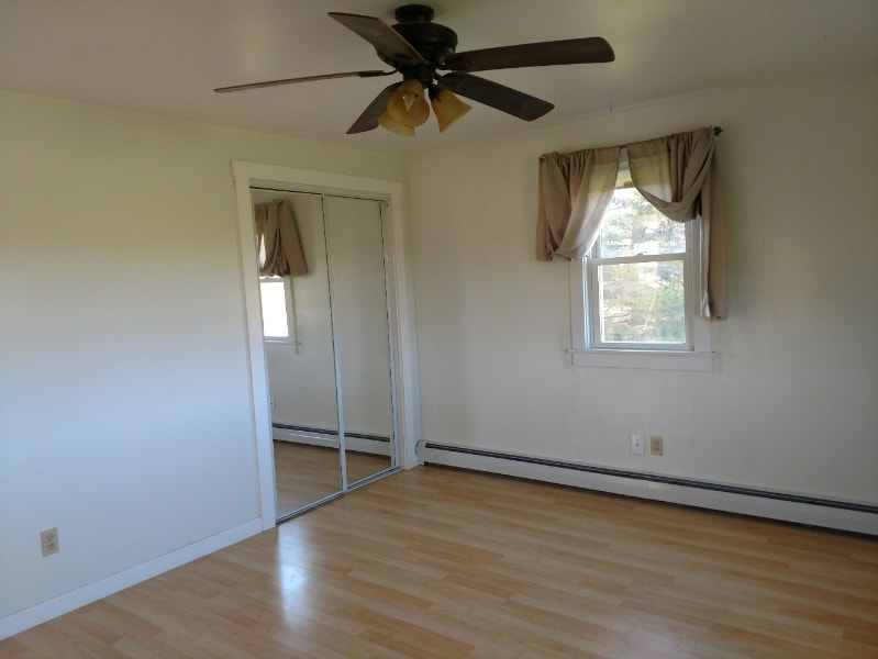 Building Photo - 1408 Latham Rd