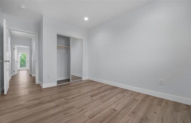 Building Photo - LANFRANCO(3743)