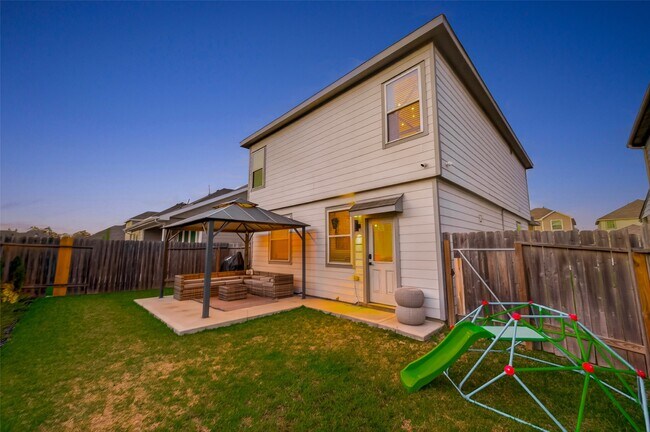 Building Photo - 23639 Buttress Root Dr