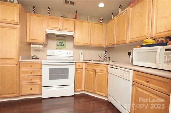 Building Photo - 4552 Panther Pl