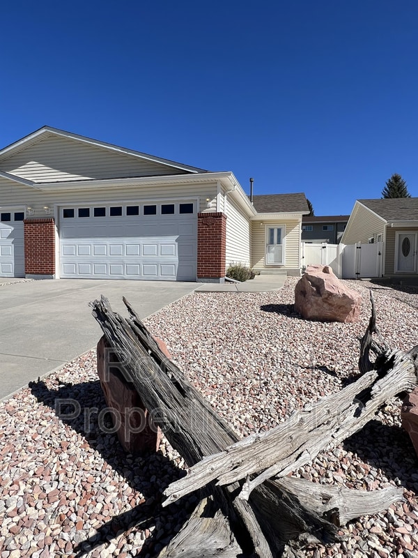 Building Photo - 6003 Crow Rd