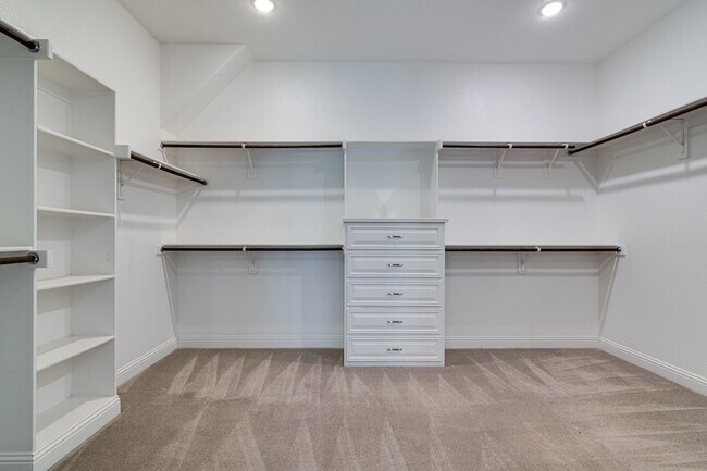 Building Photo - 4152 Las Colina Dr