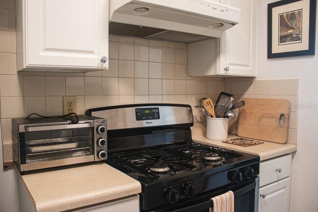 Building Photo - 10037 62nd Ter