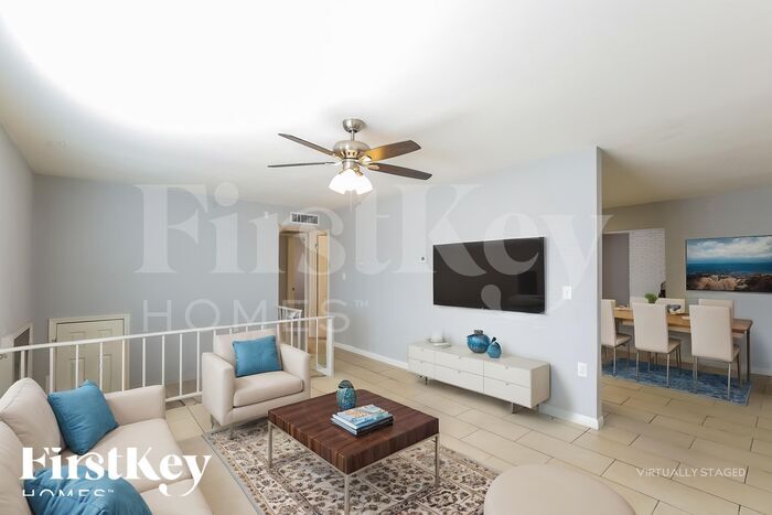 Building Photo - 6008 S 45th Pl