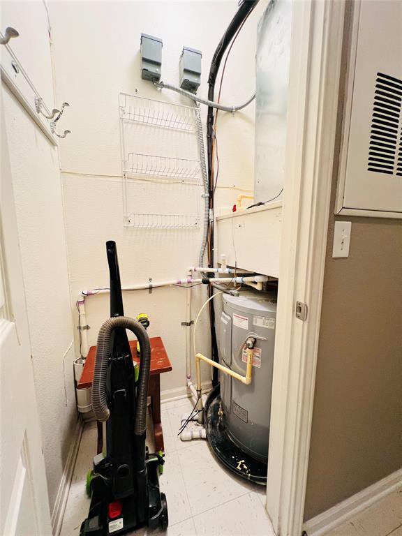 Building Photo - 2200 Classen Blvd