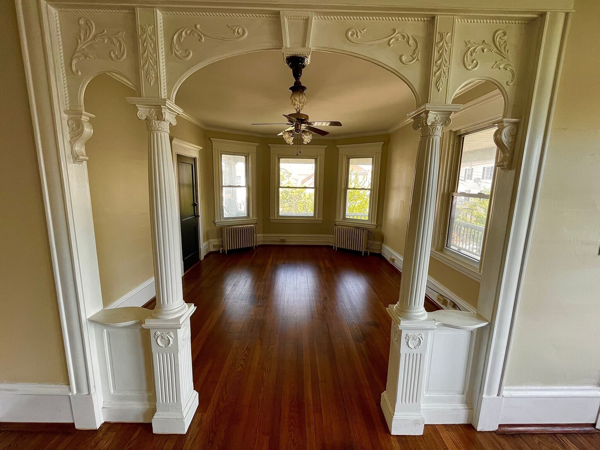 Building Photo - 250 Central Ave