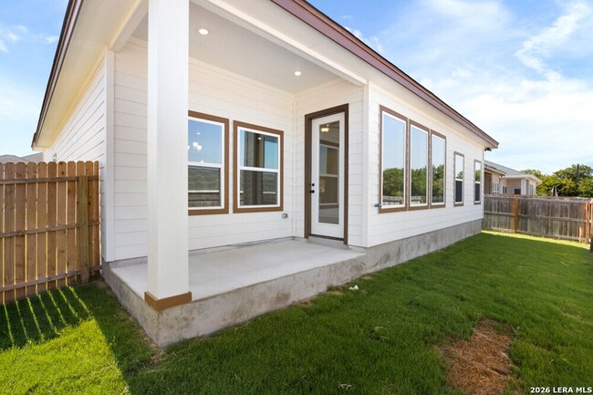 Building Photo - 406 Park Cir