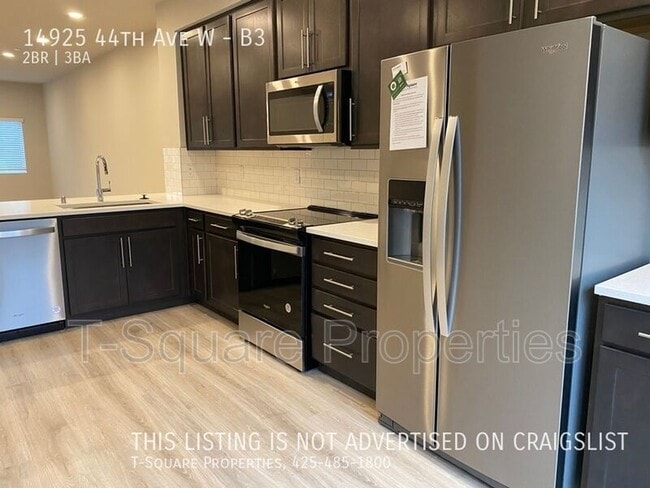 Building Photo - 14925 44th Ave W