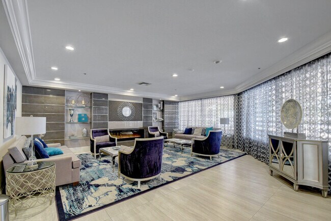 Building Photo - 5136 Floria Dr