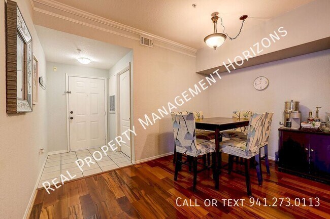 Building Photo - 4174 Central Sarasota Pkwy