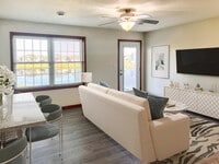 Building Photo - Tiverton Court Apartments