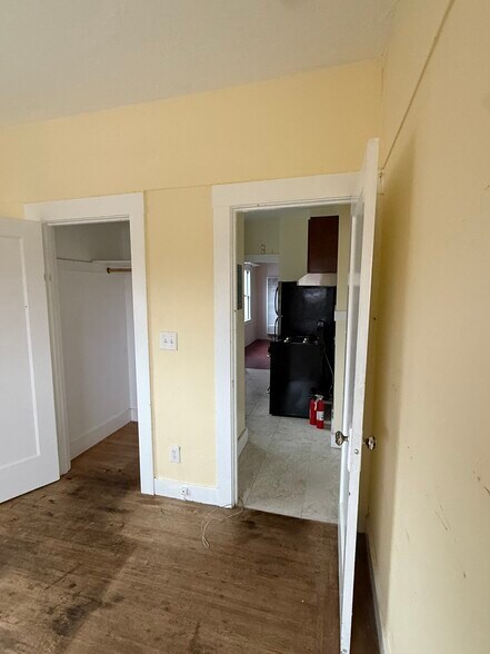 Building Photo - 470 62nd St