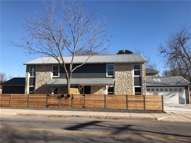 Building Photo - 5215 Guadalupe St