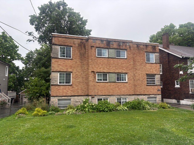Front Photo - 2819 Erie Ave