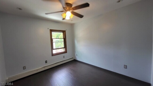 Building Photo - 47 Hackensack Ave