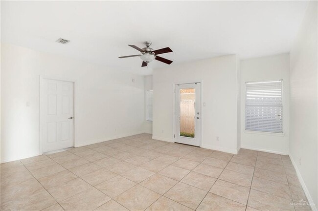 Building Photo - 4011 Lomita St