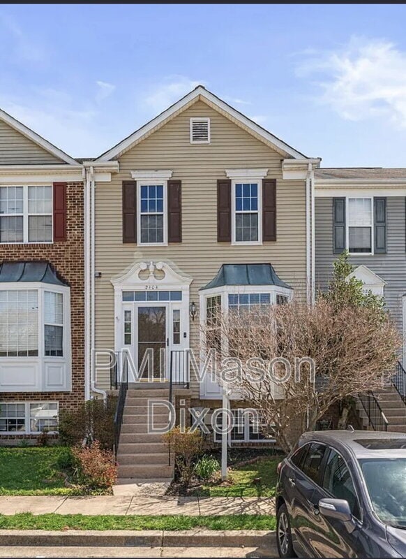 Building Photo - 2404 Sandwich Ct