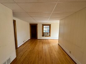 Building Photo - 7 Elizabeth St